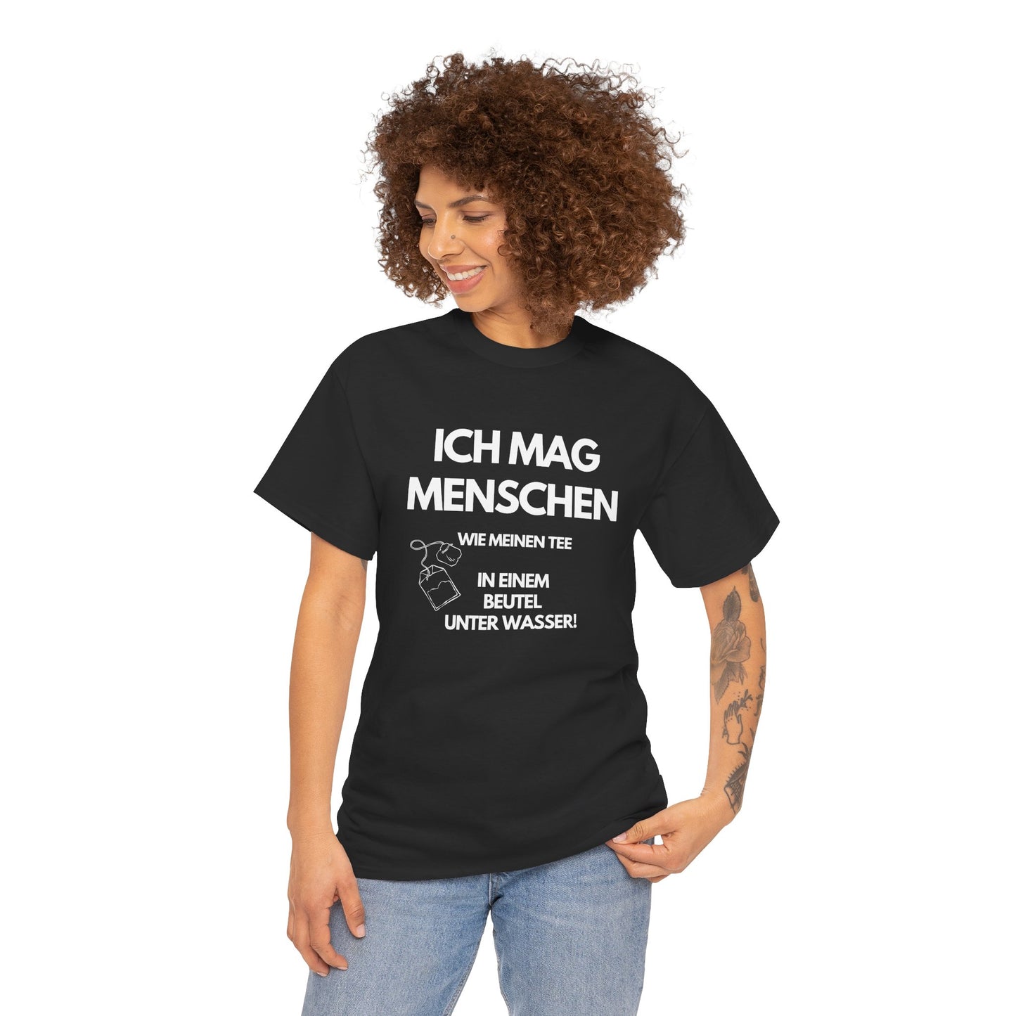 Ich mag Menschen wie meinen Tee - Lustiges T-Shirt in Schwarz