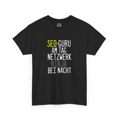 "SEO-Guru am Tag, Netzwerk-Ninja bei Nacht" T-Shirt