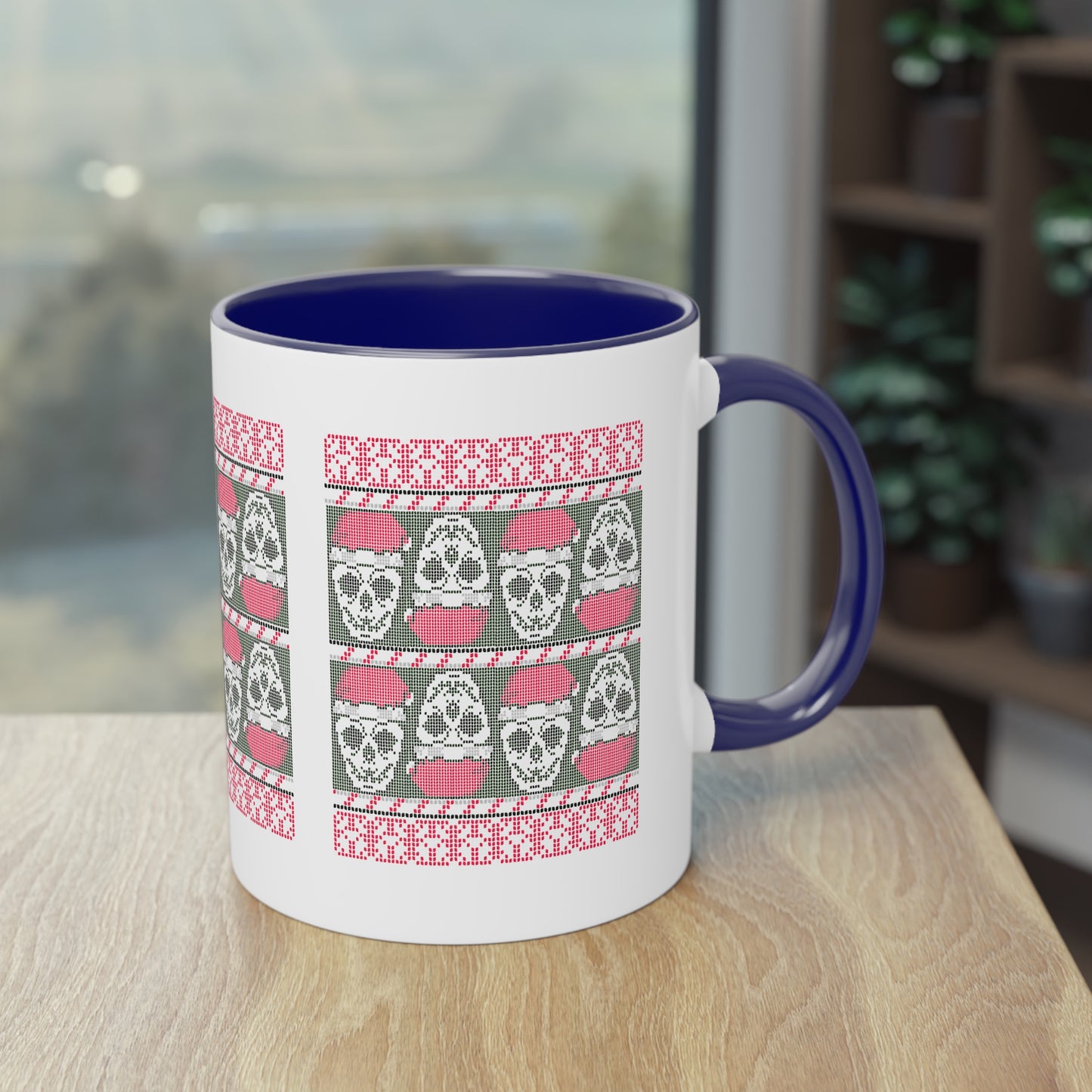 Ugly Sweater Totenkopf Tasse - Weihnachtlicher Grusel mit Stil