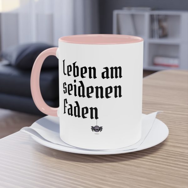 Leben am seidenen Faden - Vogelspinnen Tasse mit lustigen Spruch